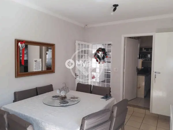 Casa Vigilato Pereira, Uberlândia - MG — foto 1