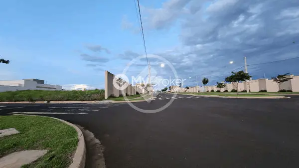 Imagem 1 - Terreno em Alto Umuarama, Uberlândia - MG
