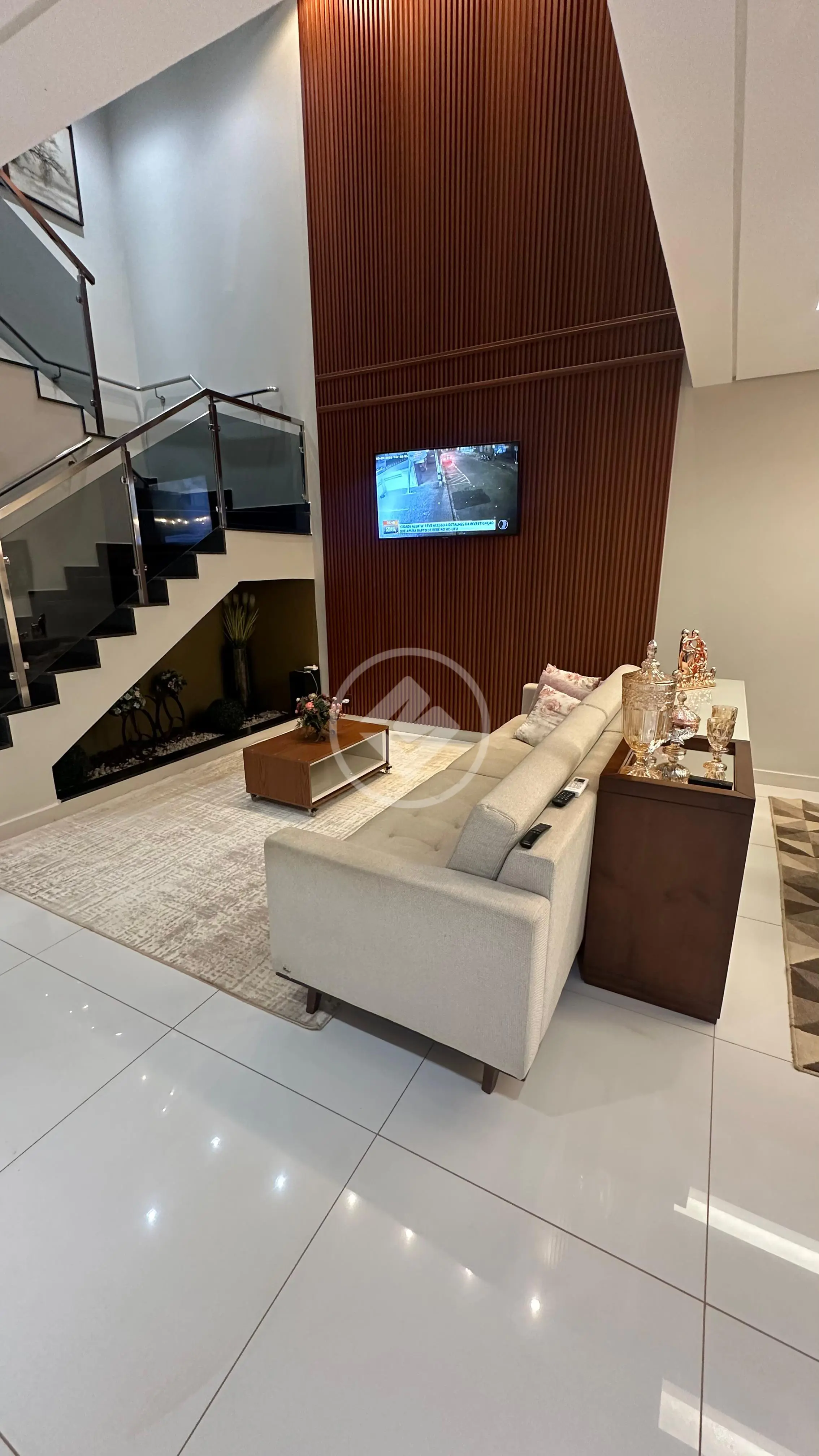 Sobrado Santa Mônica, Uberlândia - MG — foto 2
