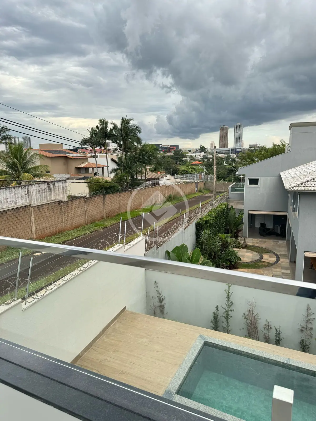 Imagem 3 - Sobrado Em Condomínio em Morada da Colina, Uberlândia - MG