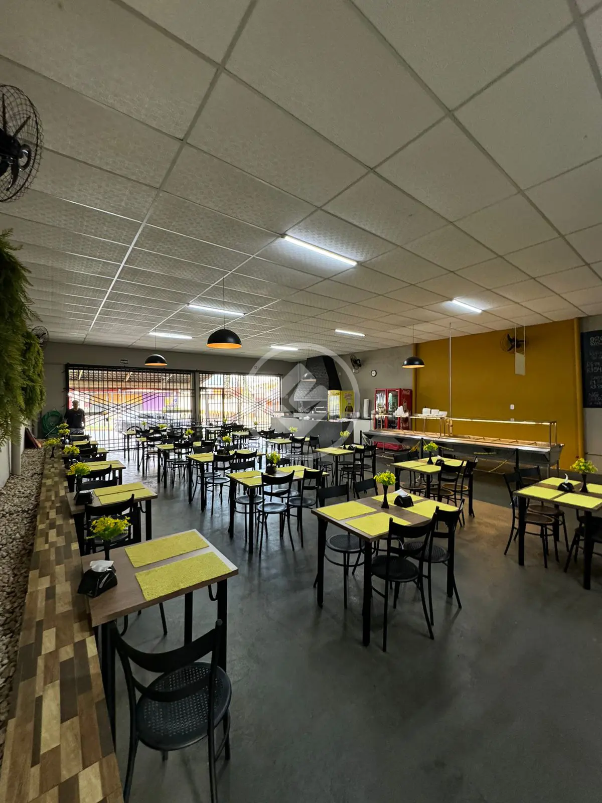 Imagem 1 - Casa Comercial em Chácaras Tubalina e Quartel, Uberlândia - MG