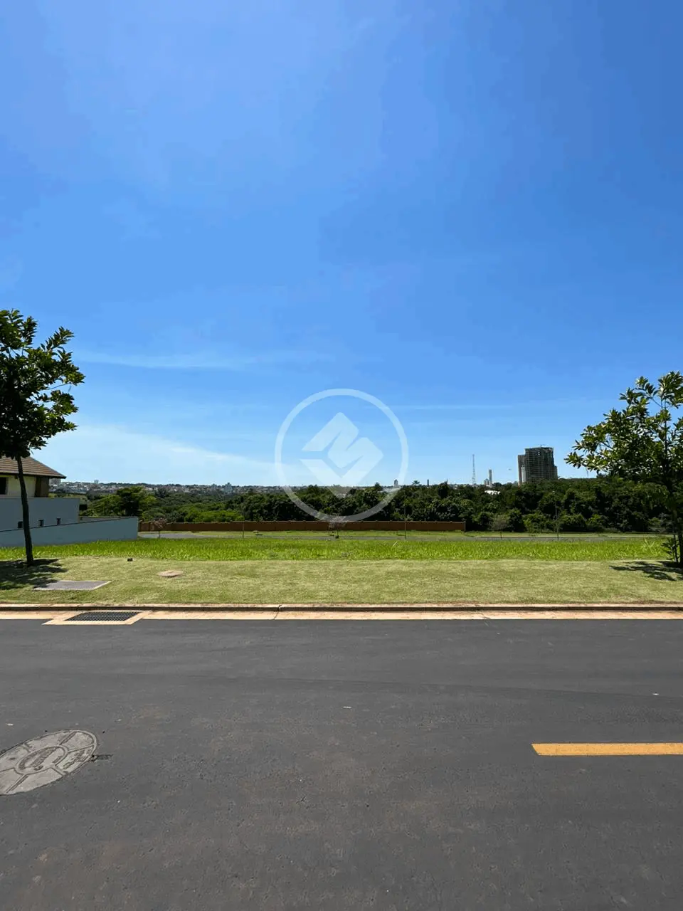 Terreno Condomínio Granja Marileusa, Uberlândia - MG — foto 1