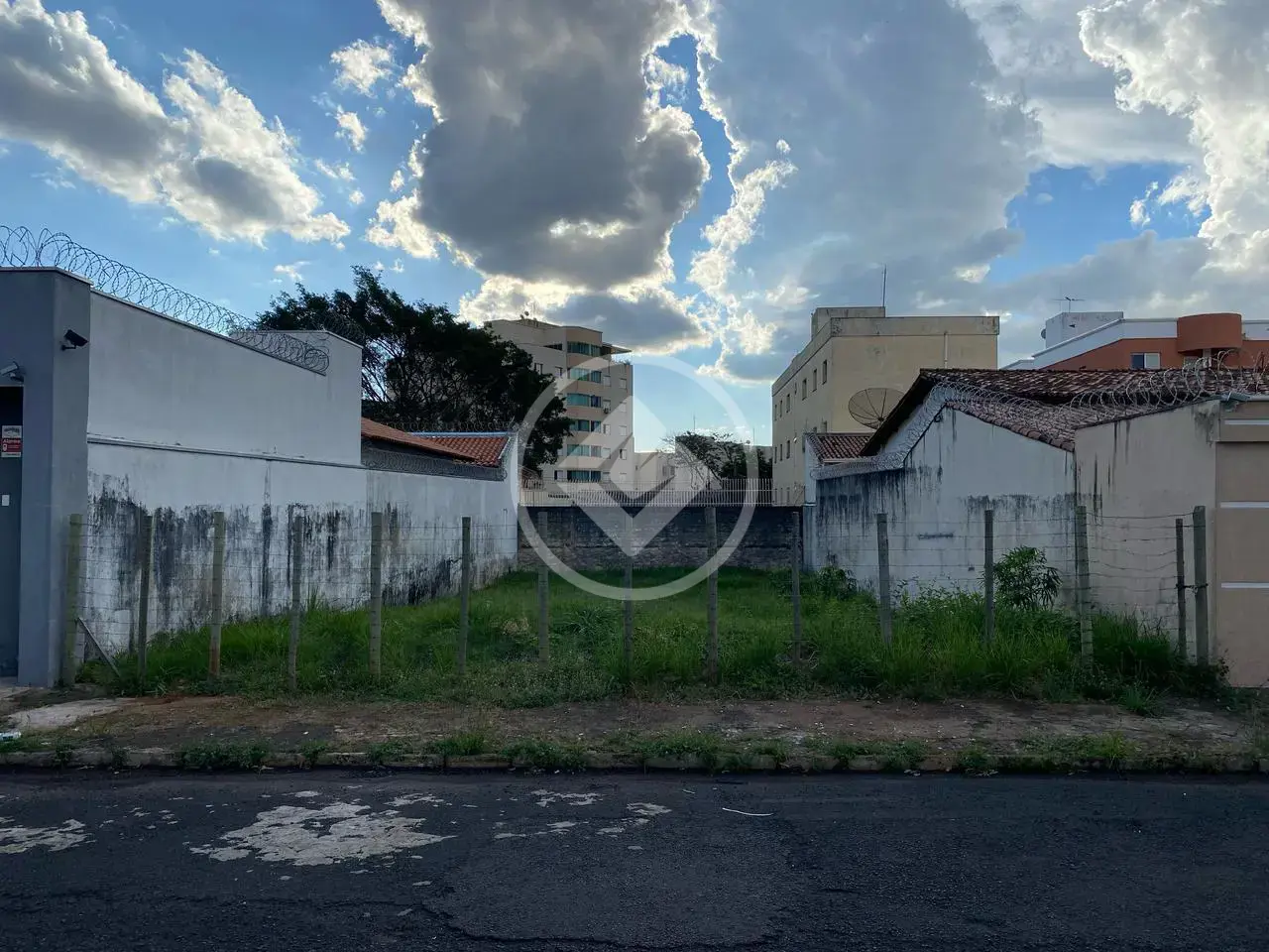 Imagem 1 - Terreno em Santa Mônica, Uberlândia - MG