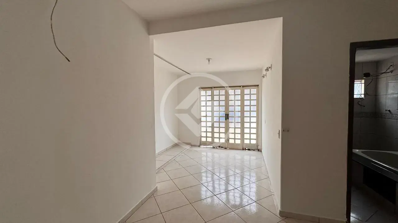 Image 2 - Casa em Segismundo Pereira, Uberlândia - MG