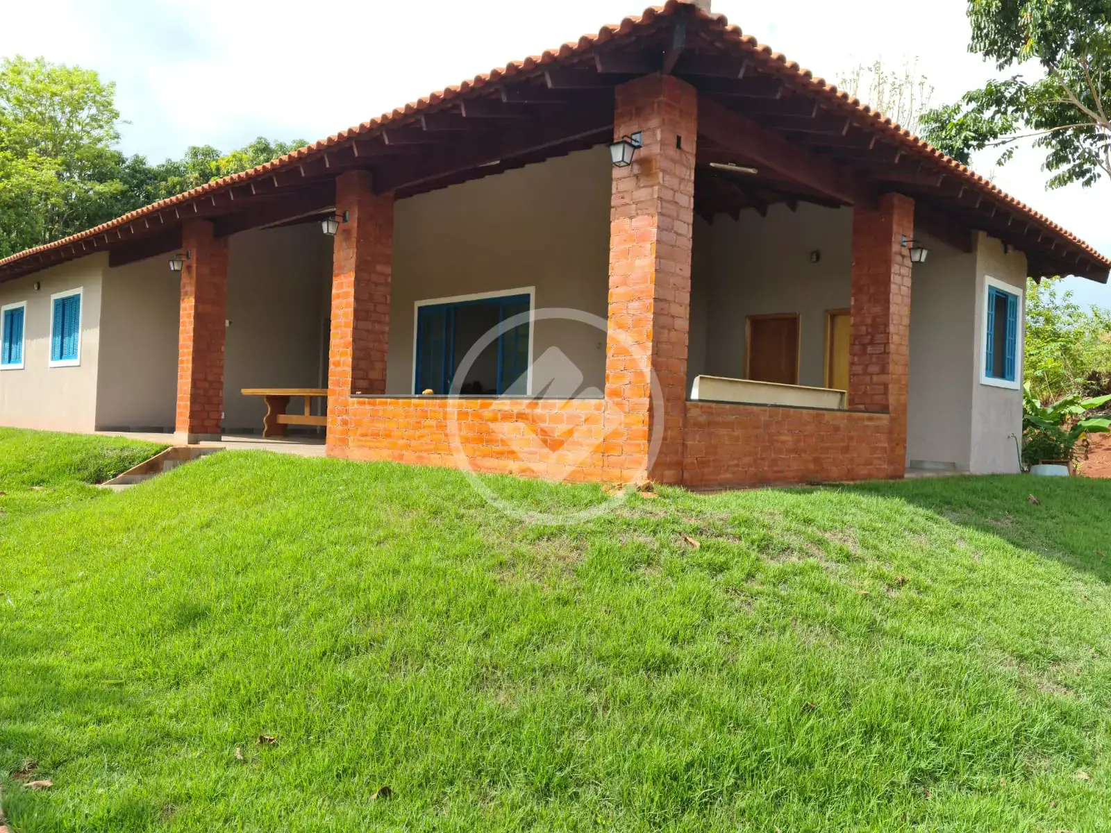 Imagem 1 - Chácara em Zona Rural, Uberlândia - MG