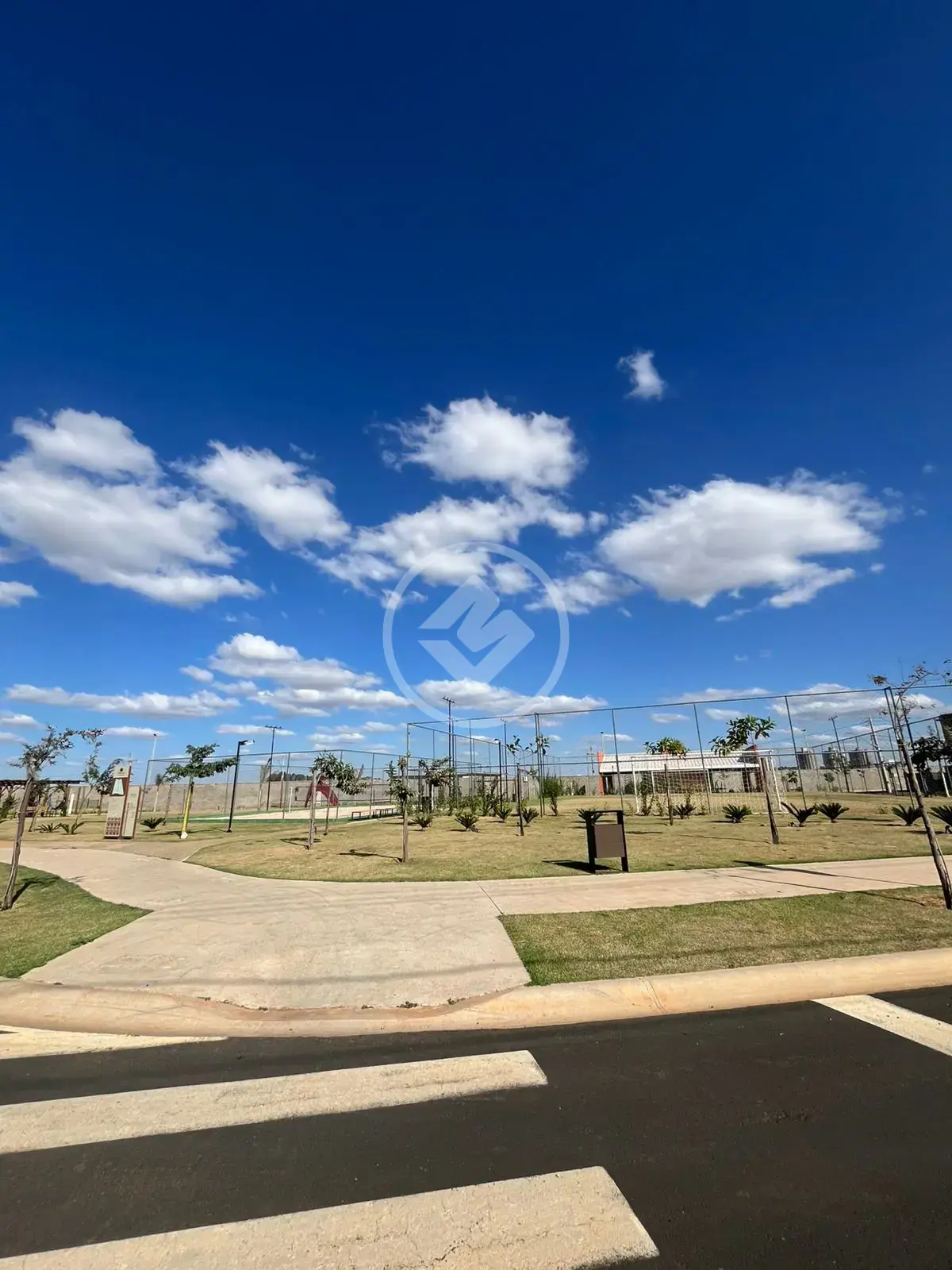 Image 2 - Terreno Condomínio em Novo Mundo, Uberlândia - MG
