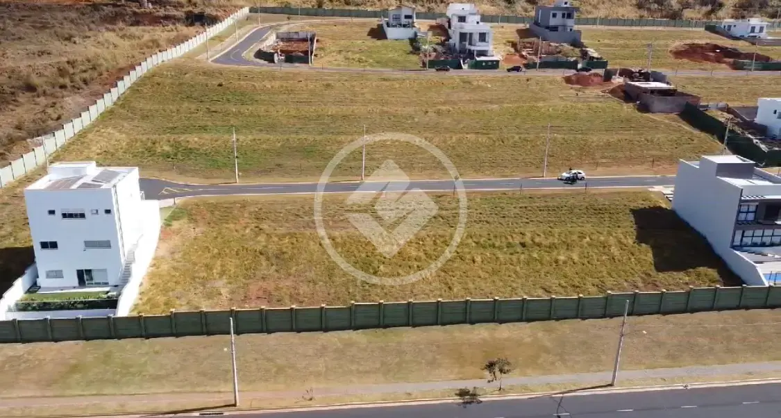 Imagem 1 - Terreno Condomínio em GRANJA MARILEUSA, Uberlândia - MG