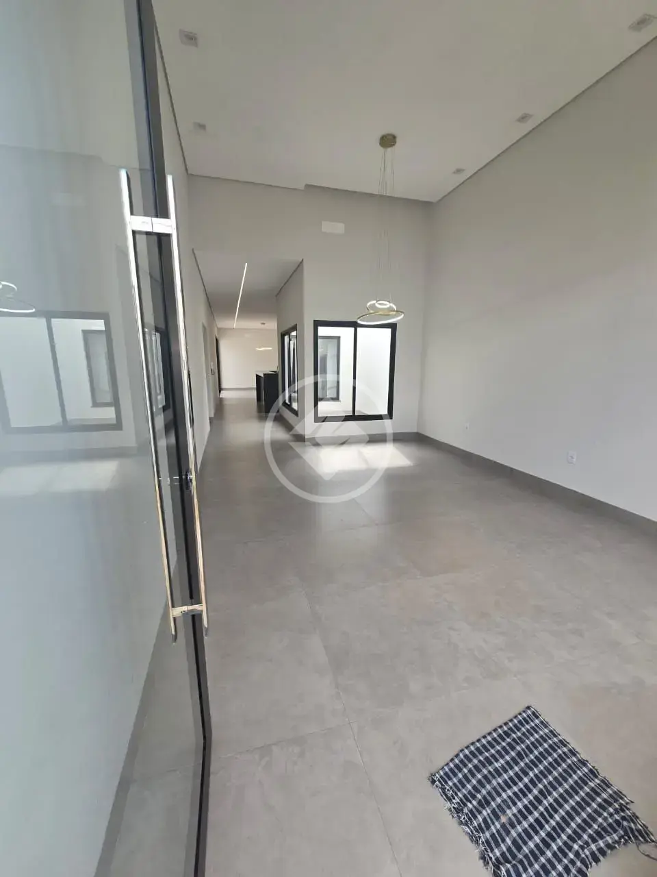 Imagem 2 - Casa em JARDIM HOLANDA, Uberlândia - MG