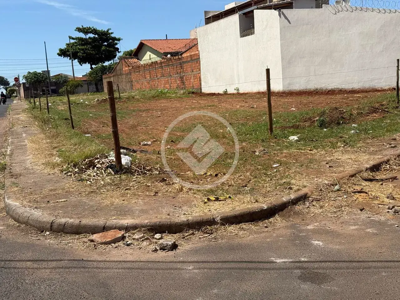 Imagem 1 - Terreno em Santa Rosa, Uberlândia - MG