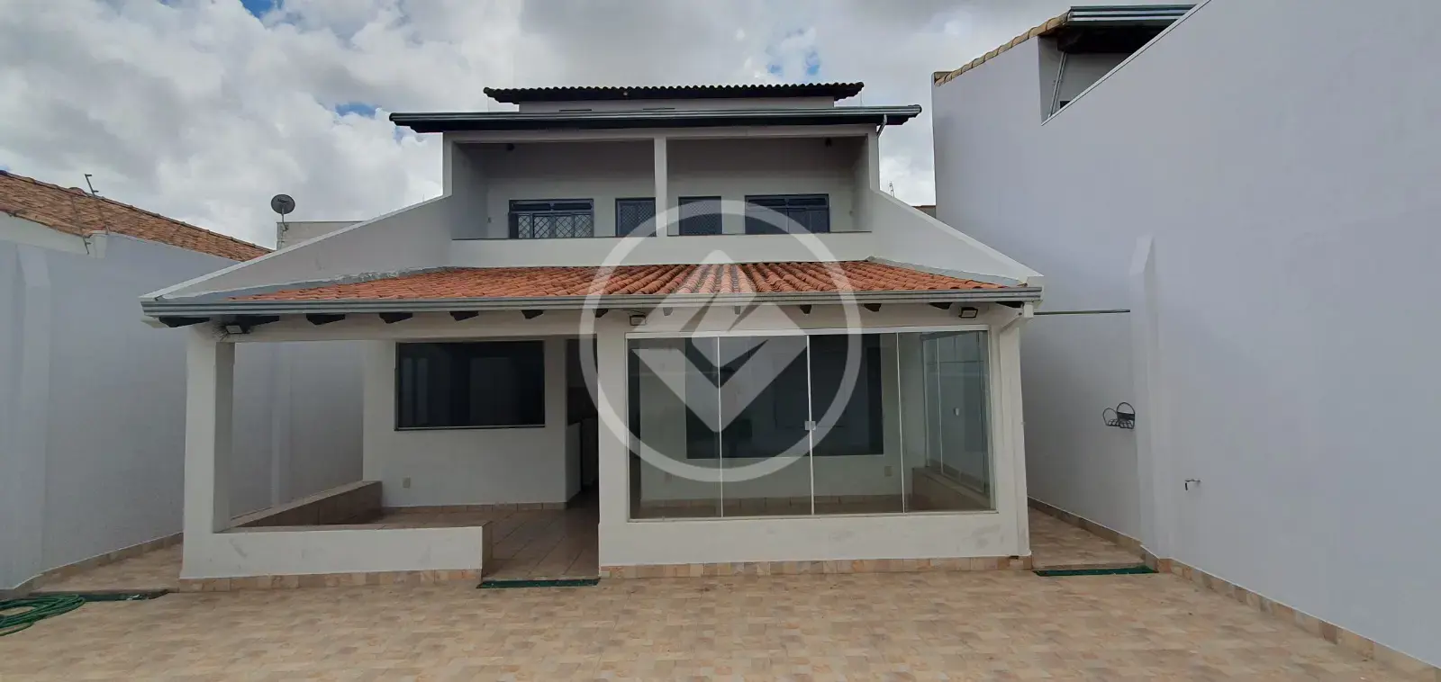 Image 2 - Sobrado em Cidade Jardim, Uberlândia - MG