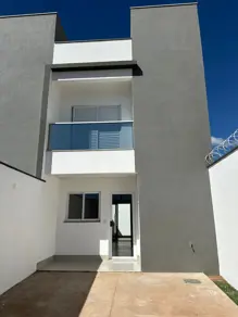 Sobrado Novo Mundo, Uberlândia - MG — foto 1