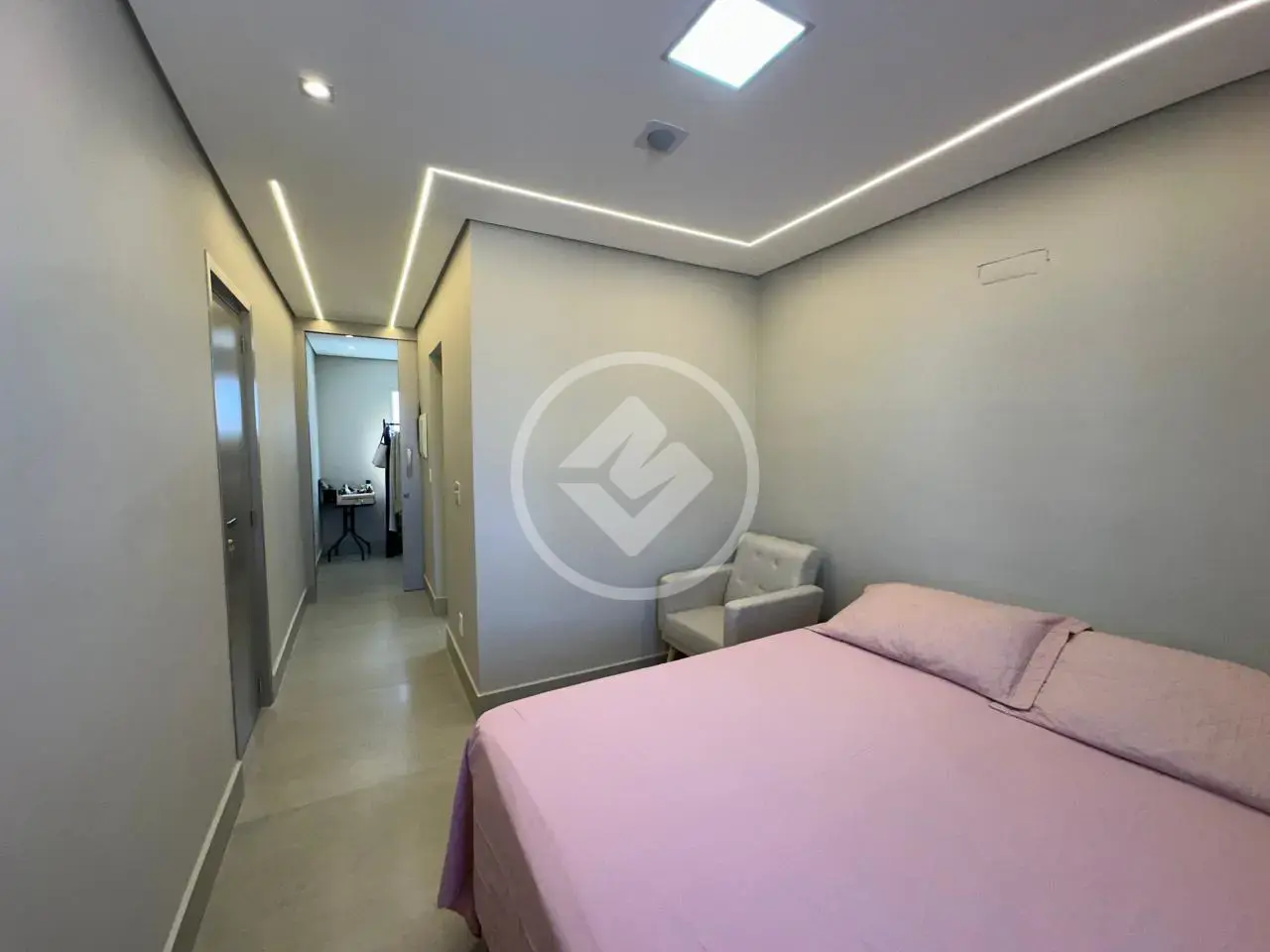 Imagem 3 - Sobrado Em Condomínio em Morada da Colina, Uberlândia - MG