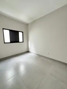 Imagem 3 - Casa em JARDIM HOLANDA, Uberlândia - MG