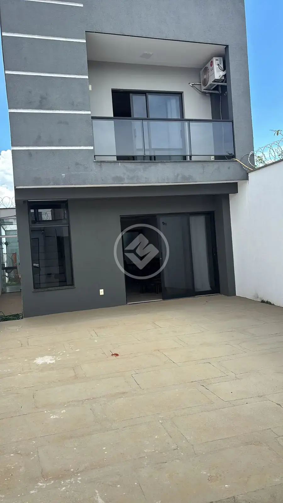 Imagem 1 - Sobrado em Novo Mundo, Uberlândia - MG