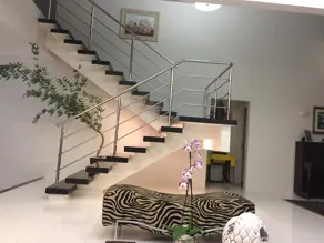 Sobrado Jardim Karaíba, Uberlândia - MG — foto 2