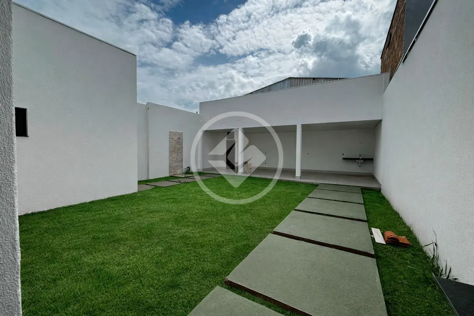 Image 2 - Casa em Laranjeiras, Uberlândia - MG