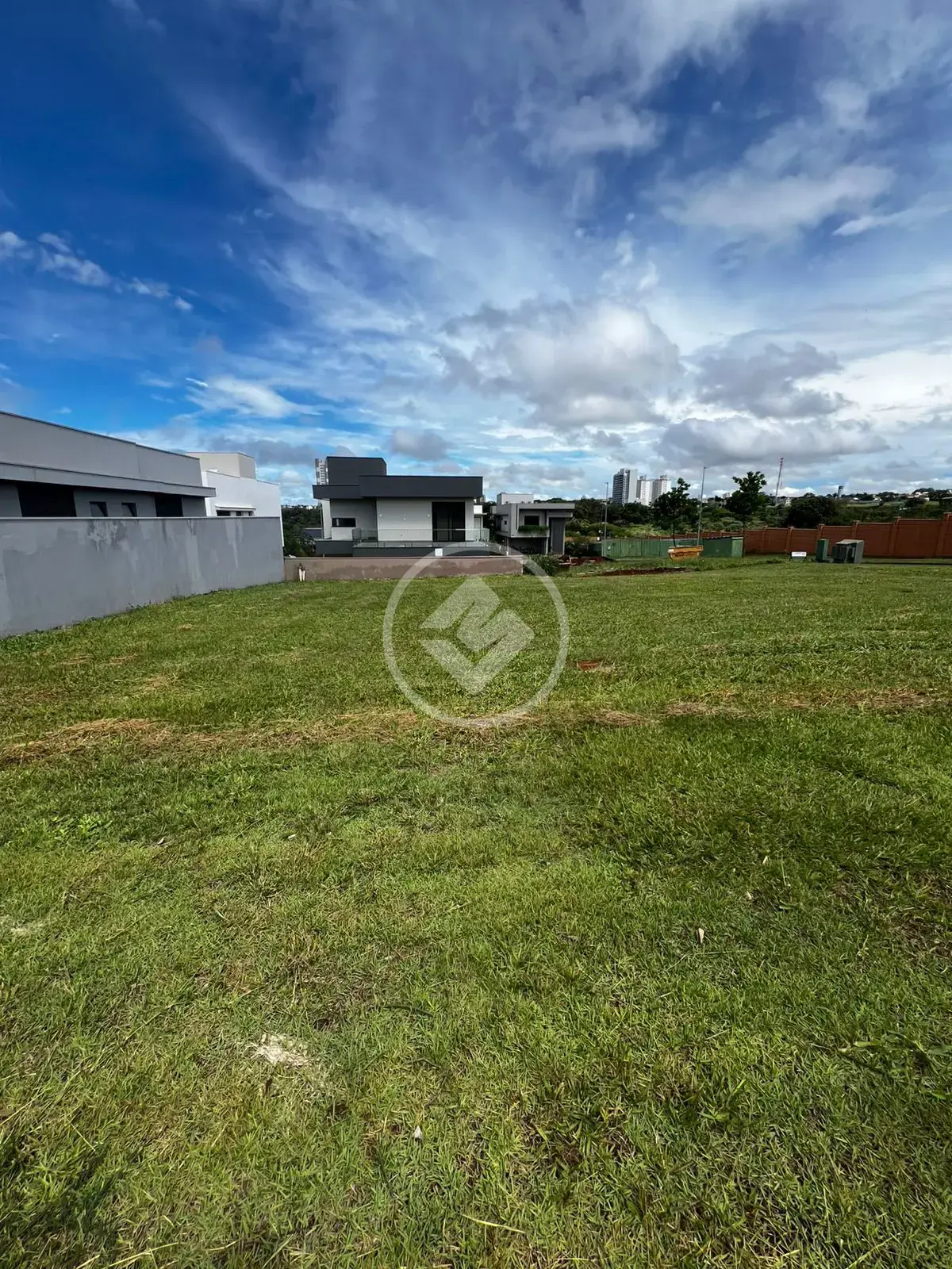 Imagem 1 - Terreno Condomínio em GRANJA MARILEUSA, Uberlândia - MG