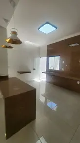 Imagem 2 - Sobrado em Dona Zulmira, Uberlândia - MG