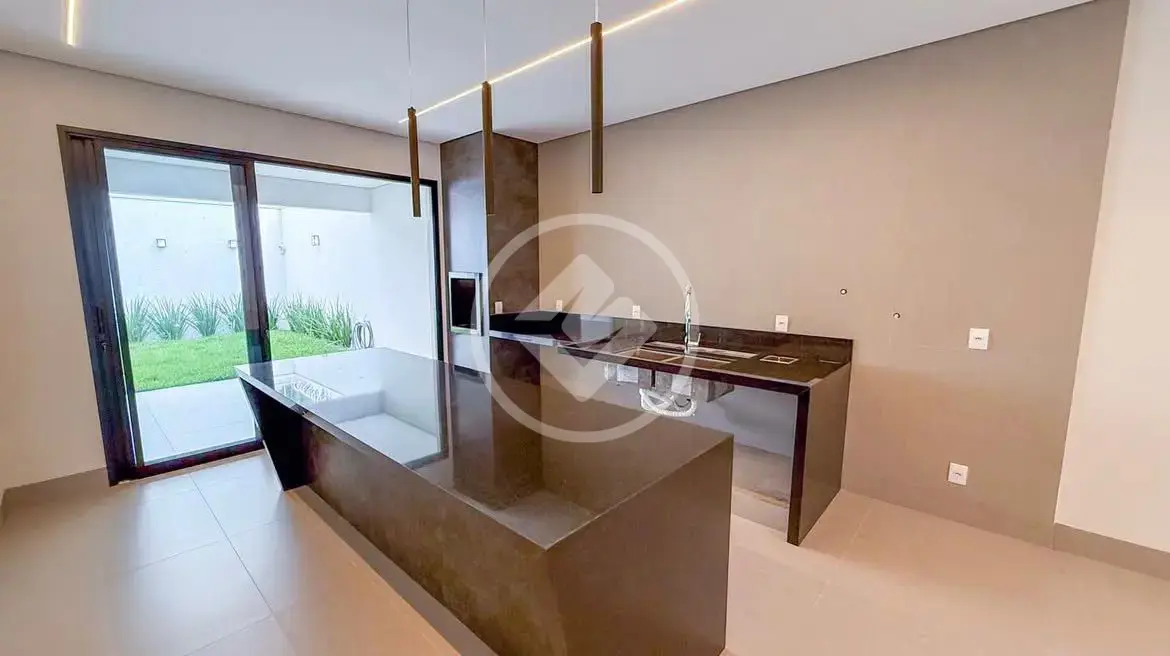 Imagem 1 - Casa em Novo Mundo, Uberlândia - MG