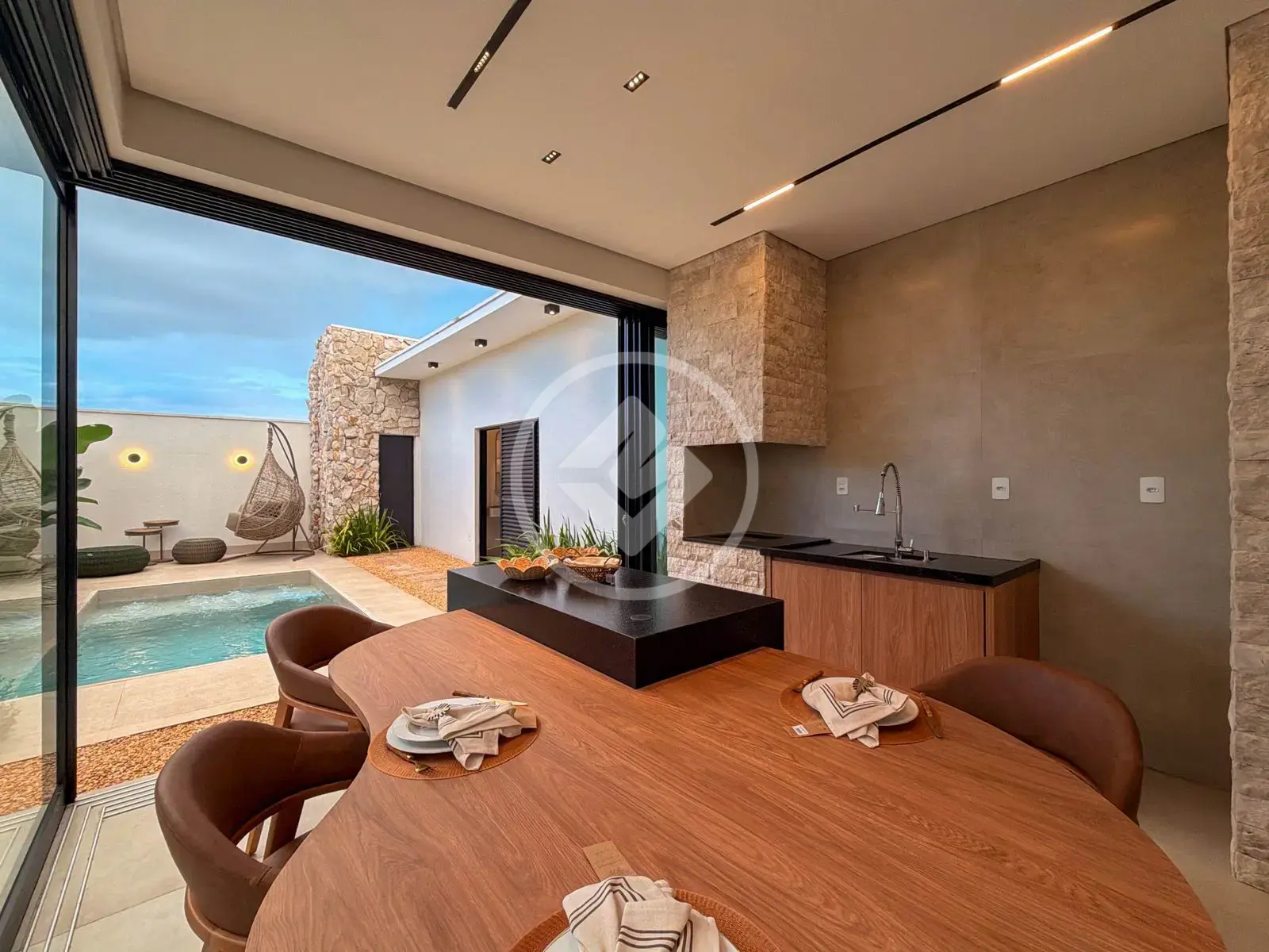 Imagem 1 - Casa Condomínio em Laranjeiras, Uberlândia - MG