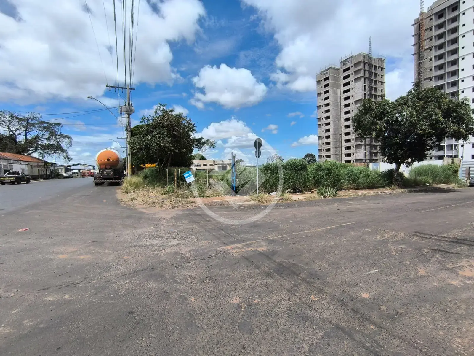 Imagem 1 - Terreno Comercial em Tibery, Uberlândia - MG