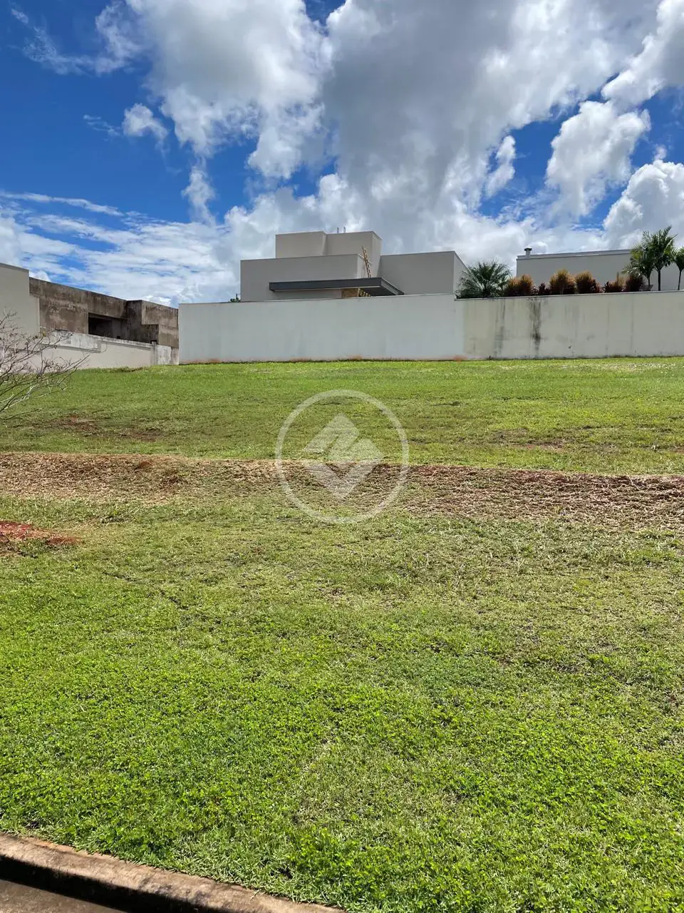 Imagem 1 - Terreno Condomínio em GRANJA MARILEUSA, Uberlândia - MG