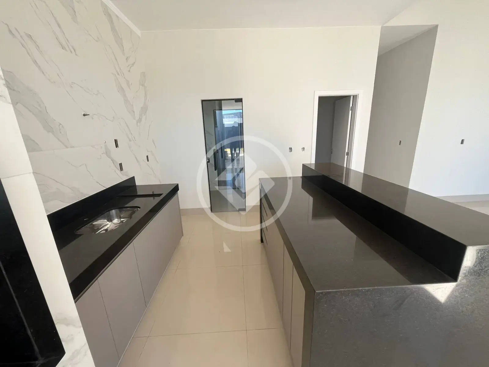 Image 2 - Casa em Novo Mundo, Uberlândia - MG