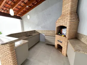 Imagem 4 - Casa em Chácaras Tubalina e Quartel, Uberlândia - MG