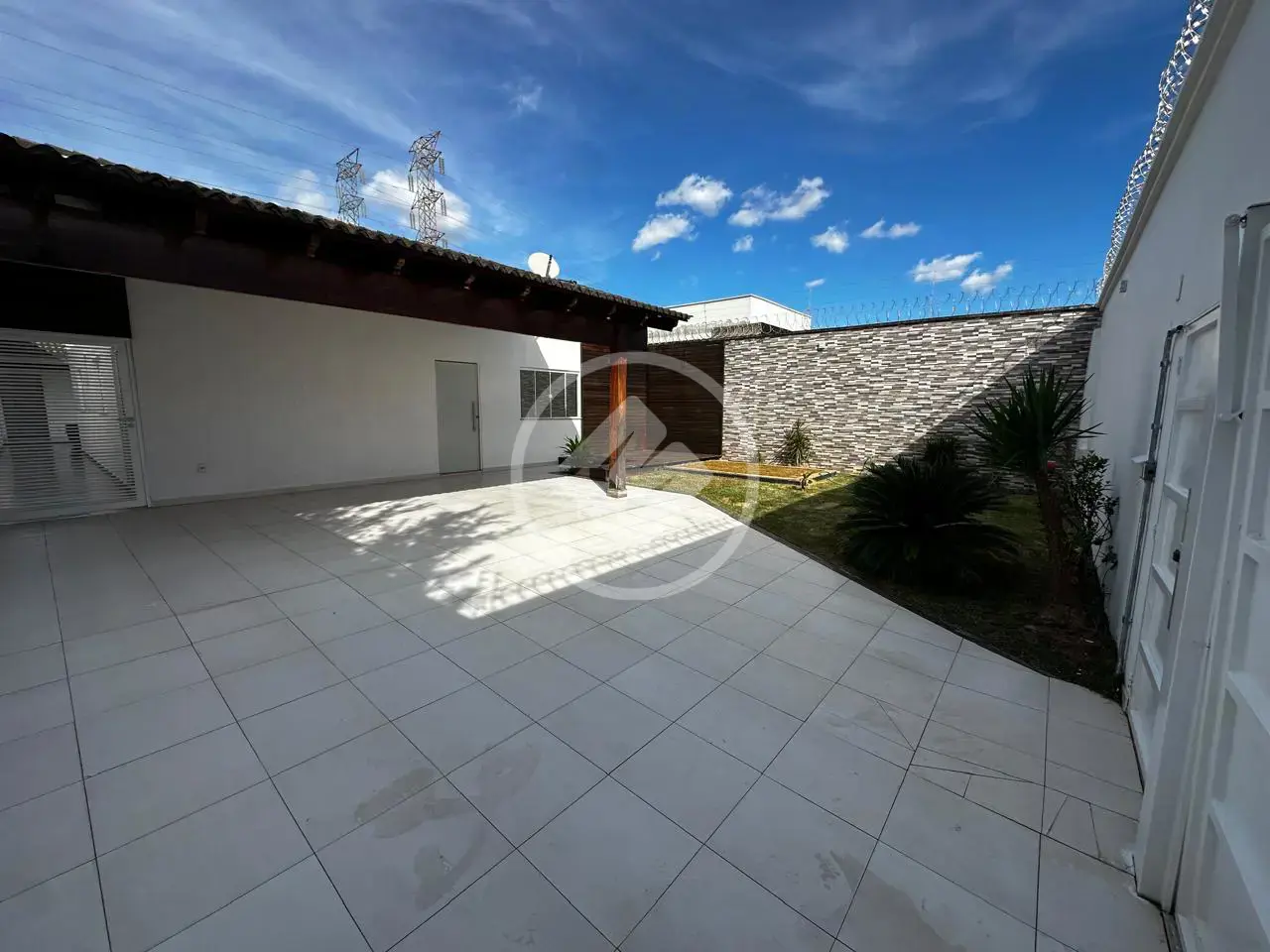 Imagem 2 - Casa em Jardim Inconfidência, Uberlândia - MG