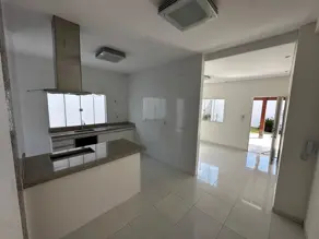 Casa Jardim Inconfidência, Uberlândia - MG — foto 1