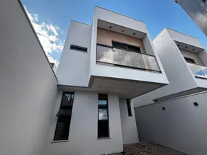 Sobrado Novo Mundo, Uberlândia - MG — foto 1