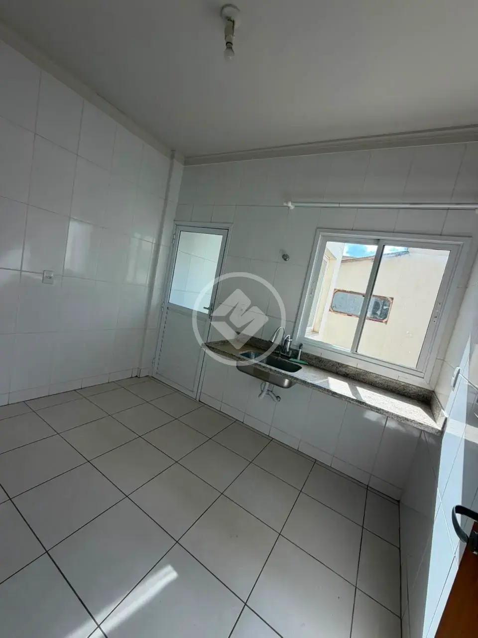 Image 2 - Apartamento em JARDIM HOLANDA, Uberlândia - MG