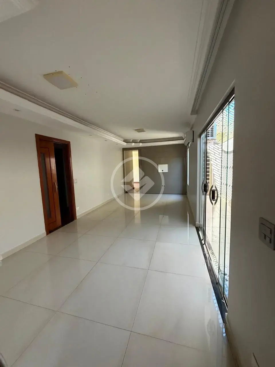 Image 2 - Casa em BRASIL, Uberlândia - MG