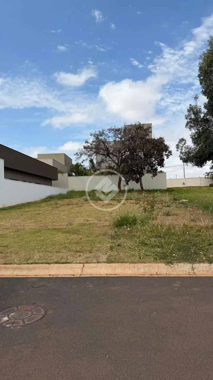 Imagem 1 - Terreno Condomínio em Jardim Sul, Uberlândia - MG