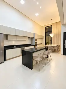 Casa Laranjeiras, Uberlândia - MG — foto 2