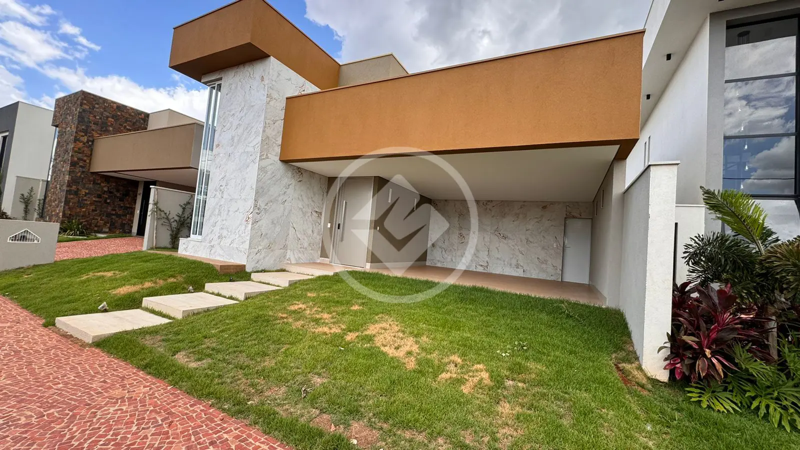 Imagem 1 - Casa Condomínio em Novo Mundo, Uberlândia - MG