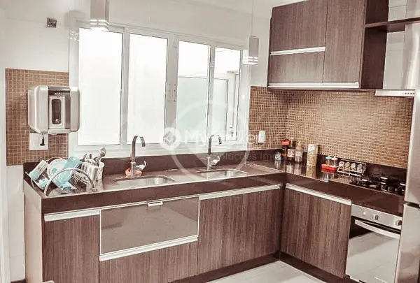 Sobrado Vigilato Pereira, Uberlândia - MG — foto 1