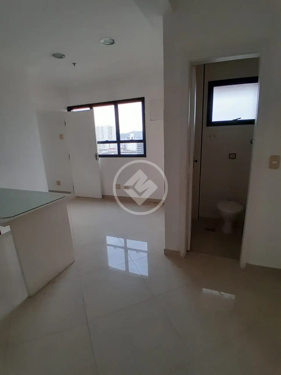 Imagem 2 - Sala Comercial em Gonzaga, Santos - SP