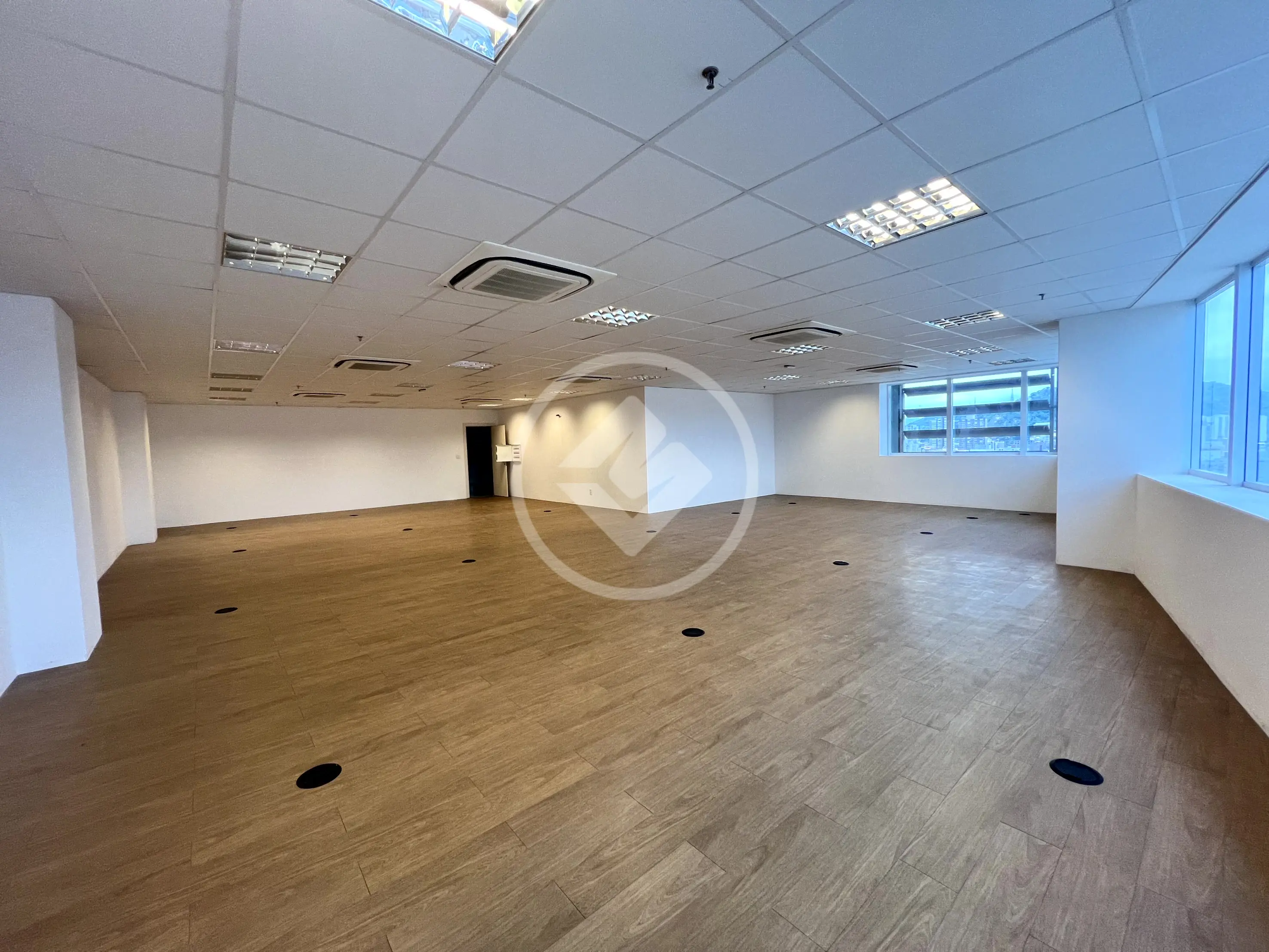 Imagem 5 - Sala Comercial em GONZAGA, Santos - SP