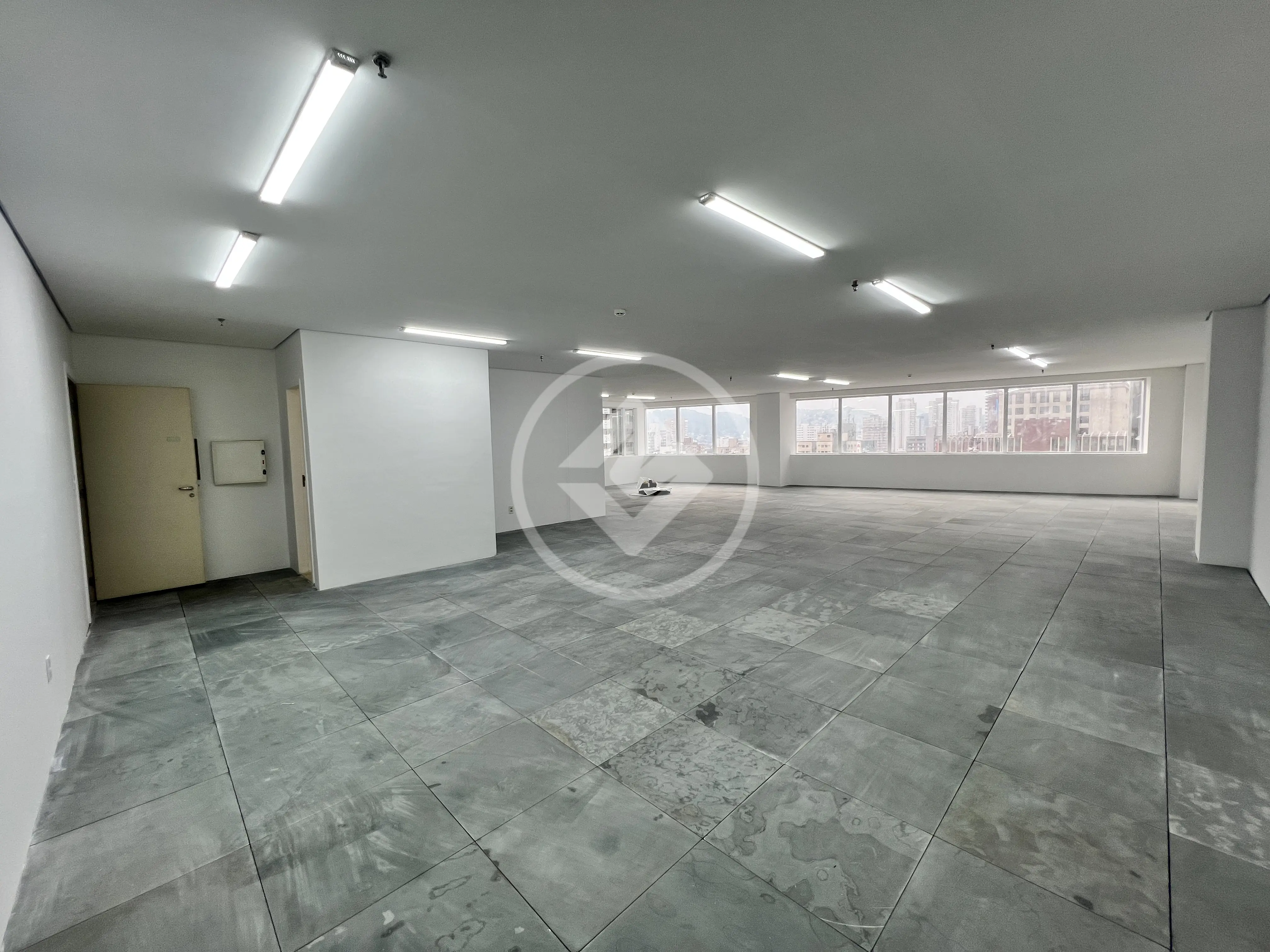 Sala Comercial GONZAGA, Santos - SP — foto 1
