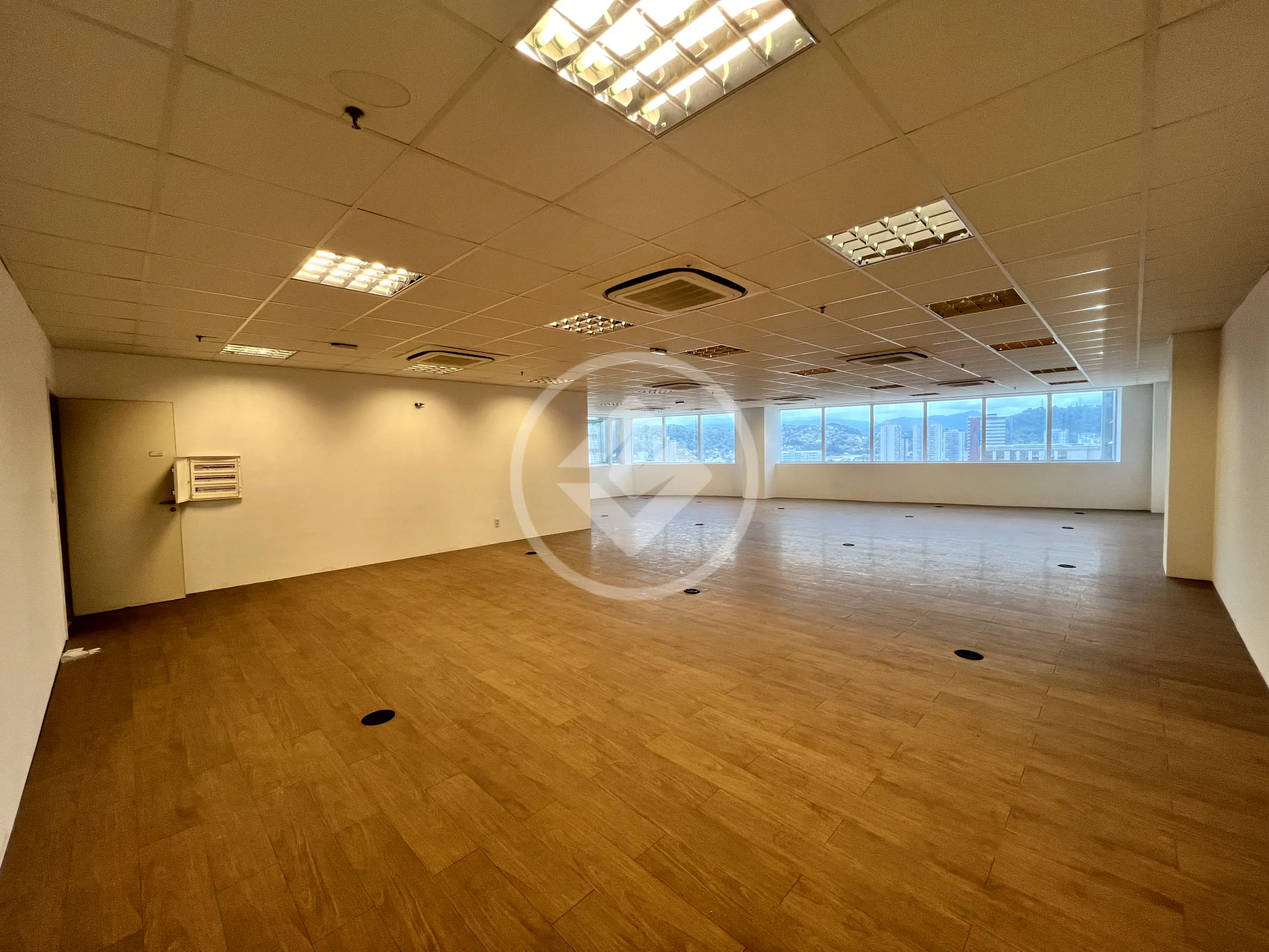 Imagem 3 - Sala Comercial em GONZAGA, Santos - SP