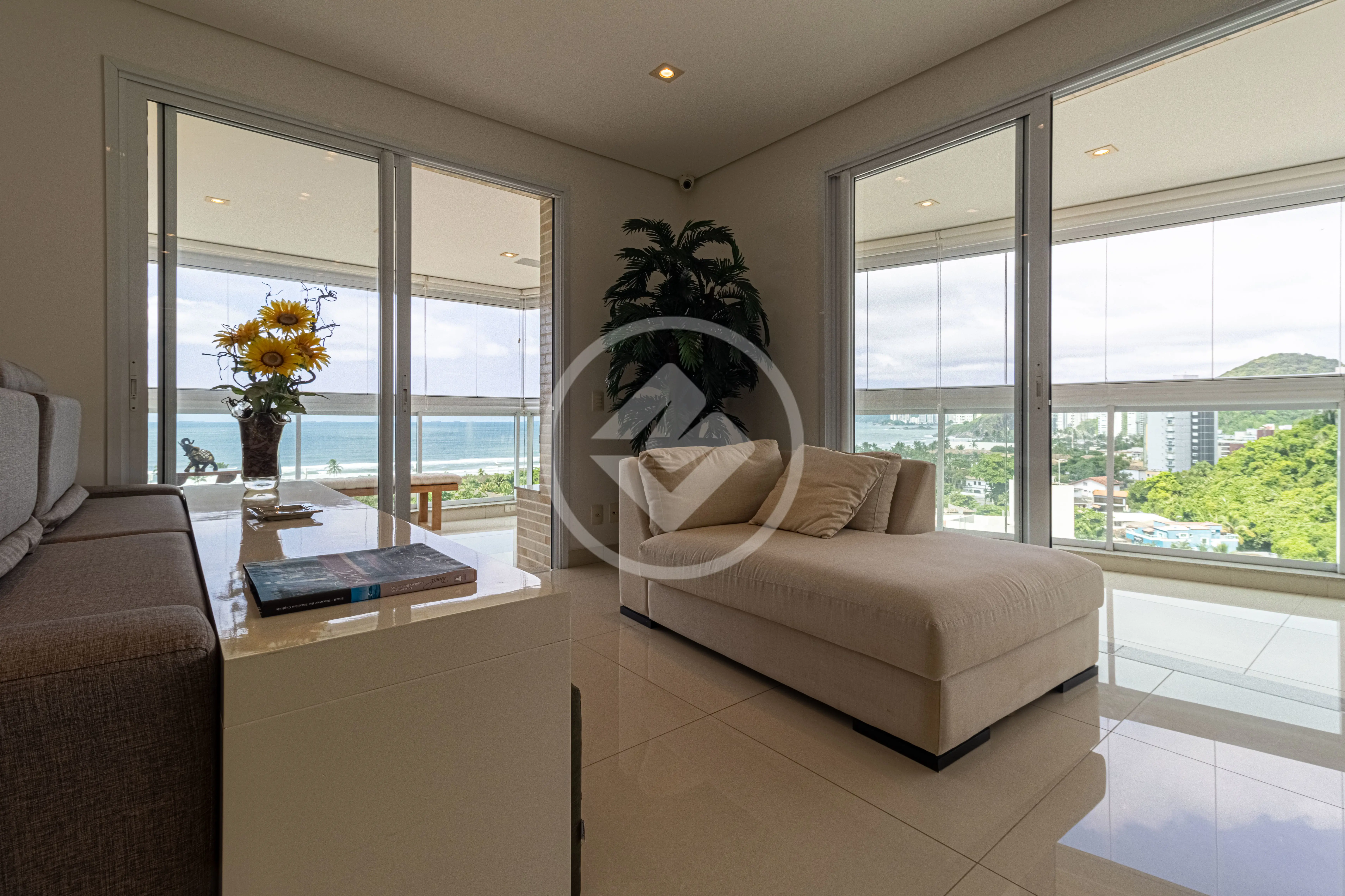 Apartamento Enseada, Guarujá - SP — foto 1