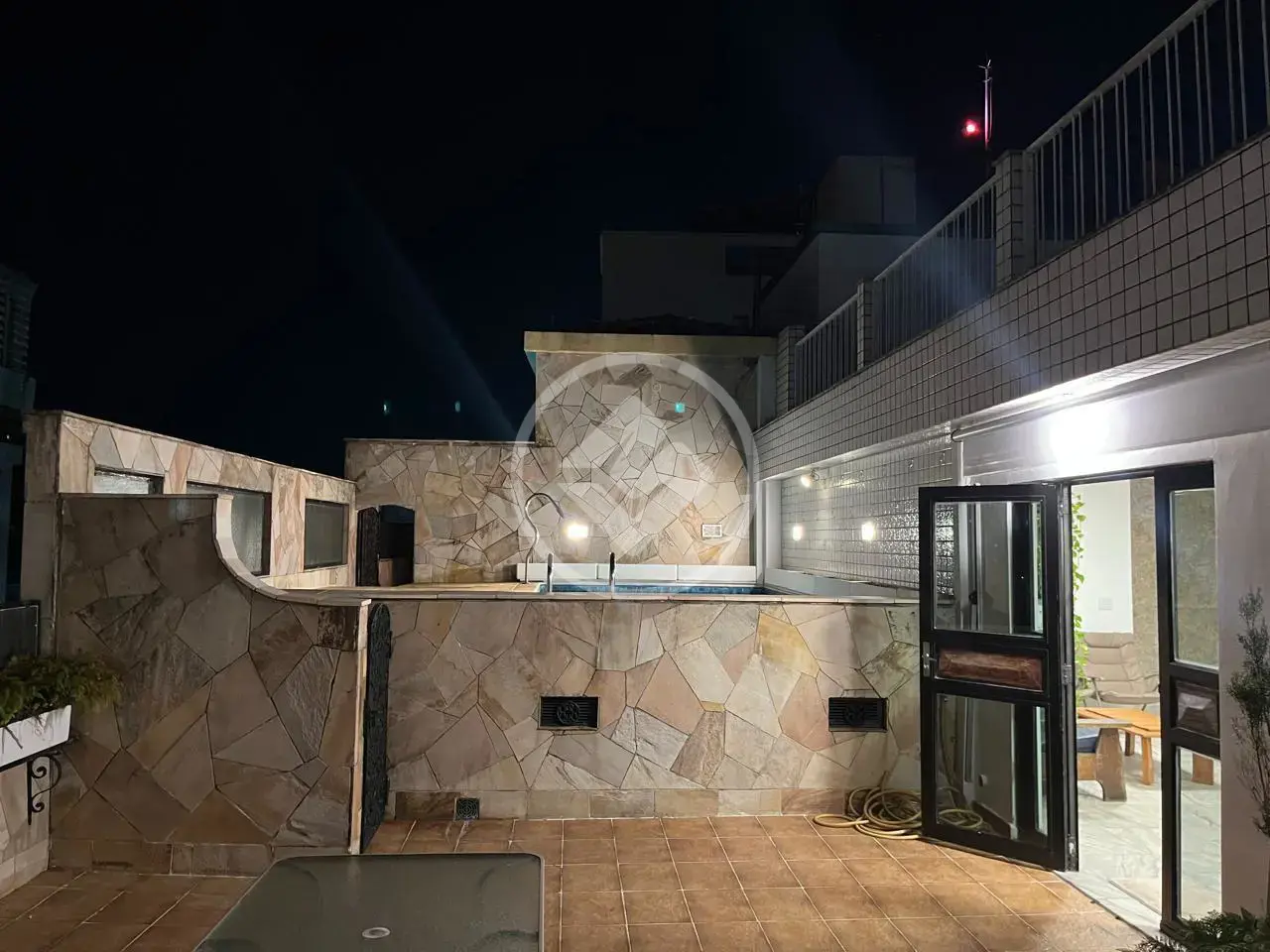 Imagem 2 - Cobertura em Ponta da Praia, Santos - SP