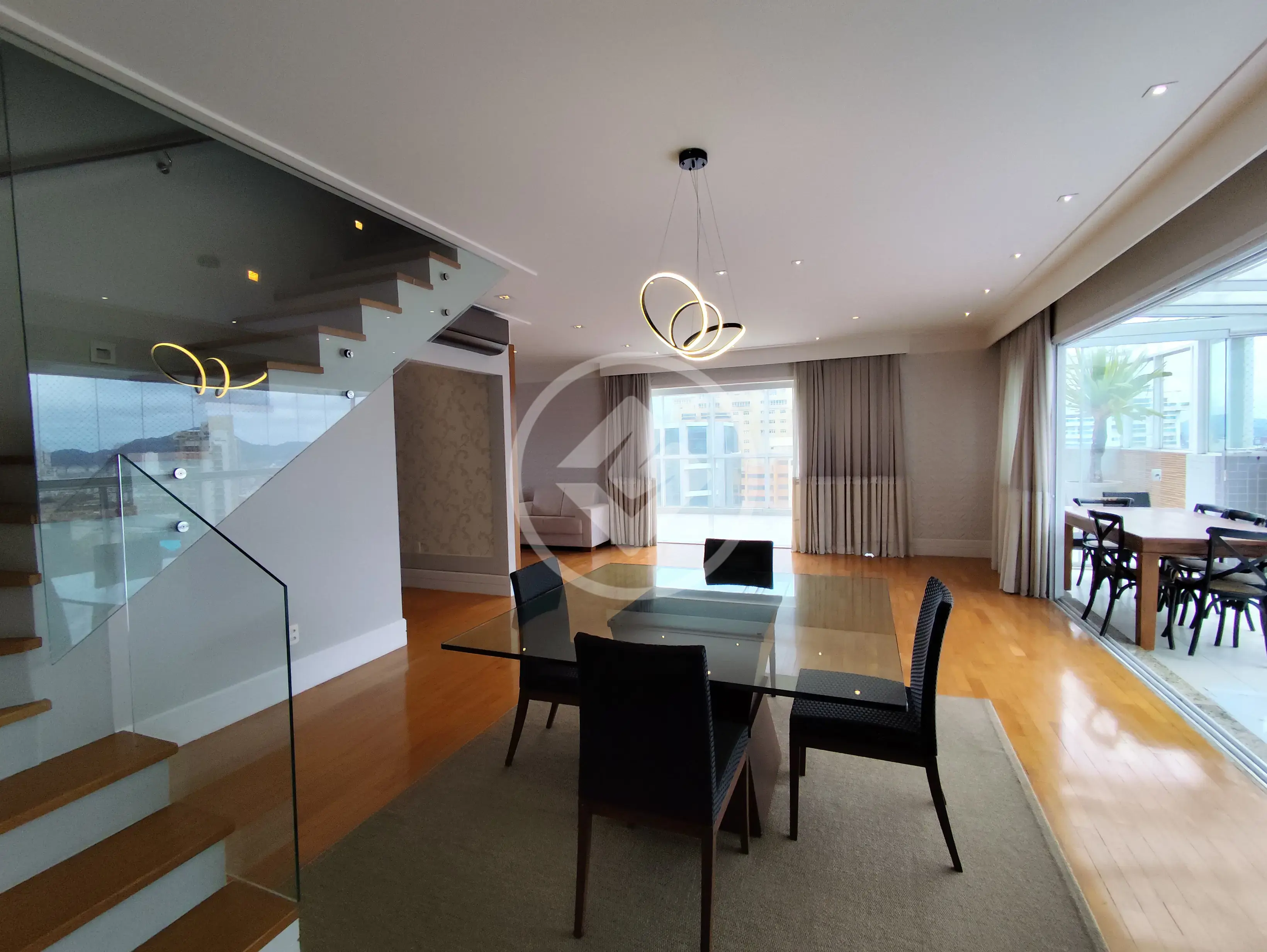 Imagem 1 - Apartamento Duplex em Embaré, Santos - SP