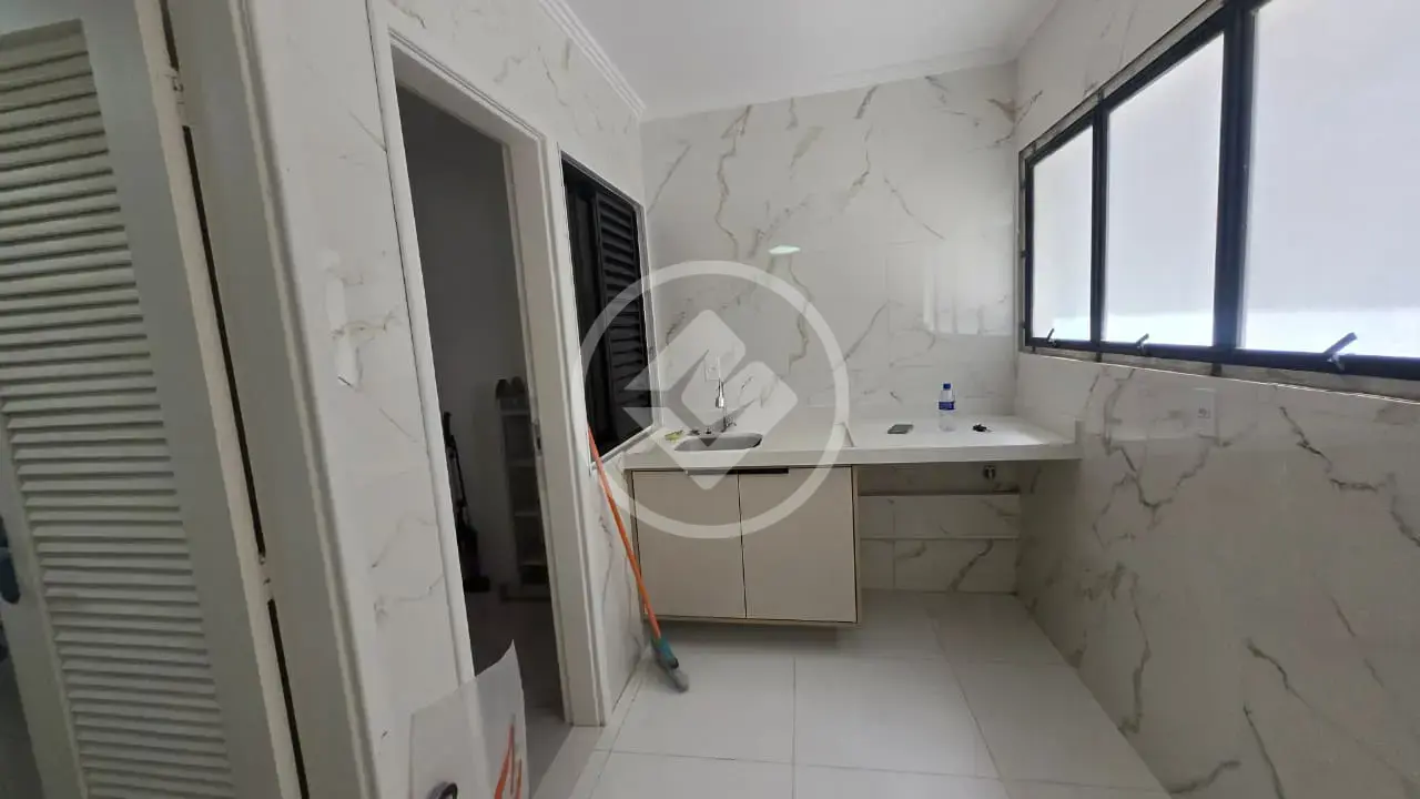 Imagem 3 - Apartamento em Ponta da Praia, Santos - SP
