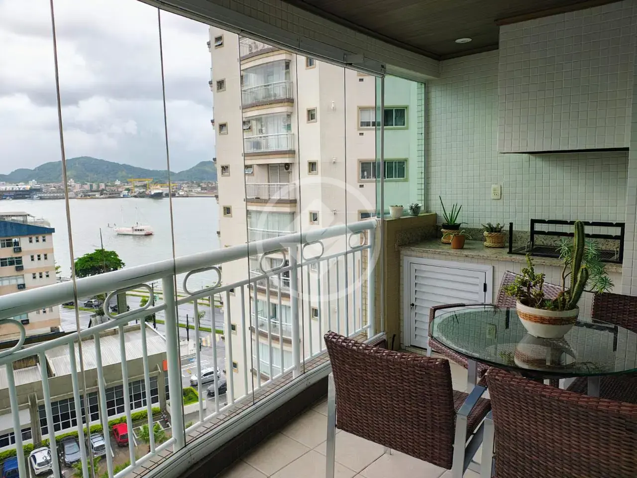Imagem 1 - Apartamento em Ponta da Praia, Santos - SP