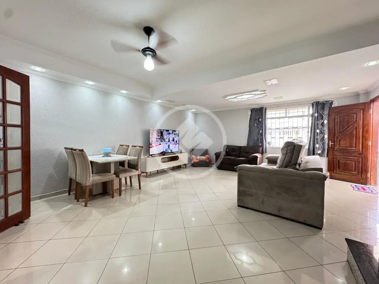 Imagem 1 - Casa em Vila Cascatinha, São Vicente - SP