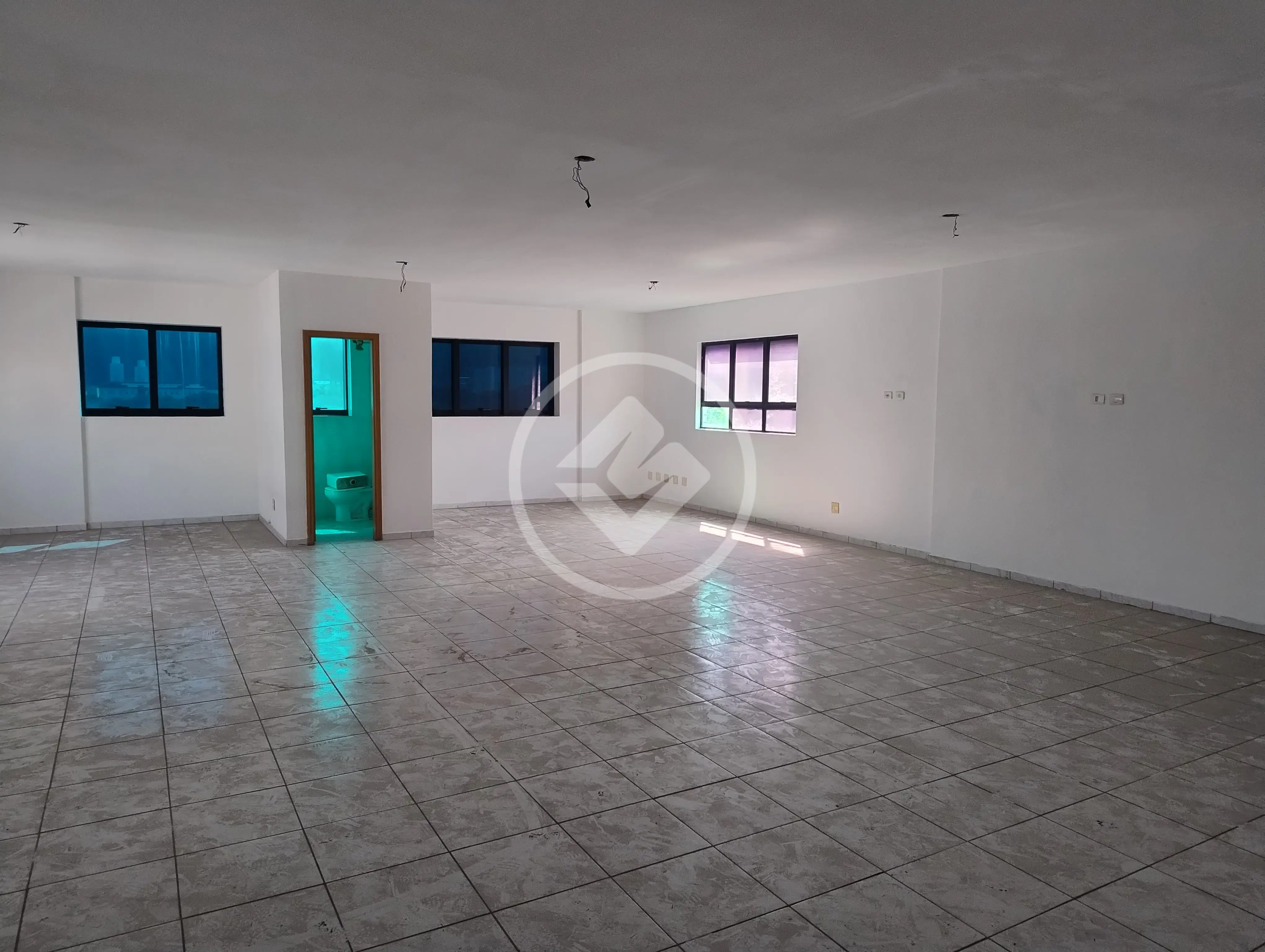 Imagem 1 - Sala Comercial em Vila Mathias, Santos - SP