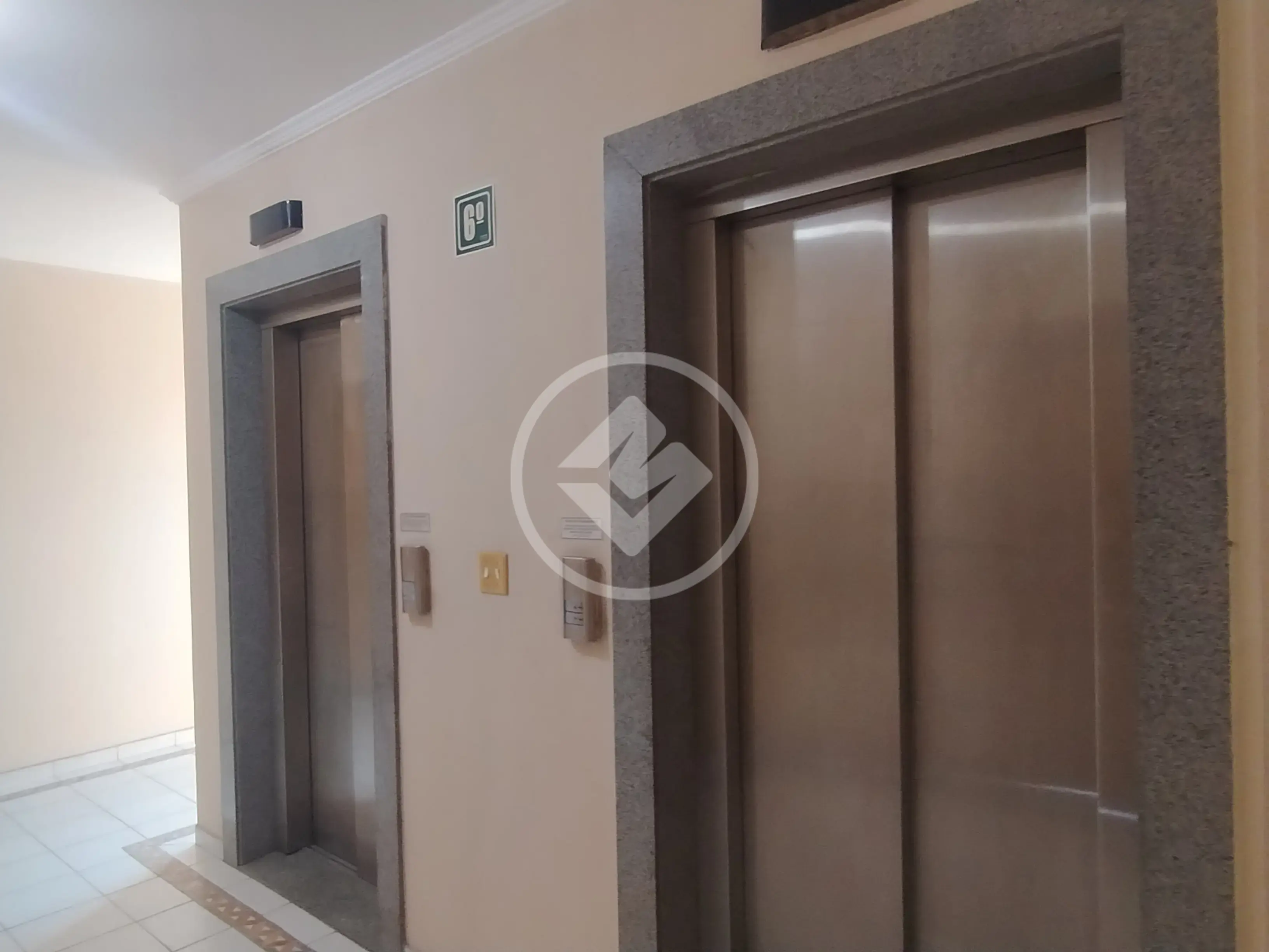 Image 2 - Sala Comercial em Vila Mathias, Santos - SP