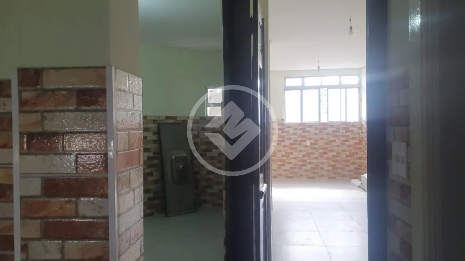 Imagem 1 - Sala Comercial em Encruzilhada, Santos - SP